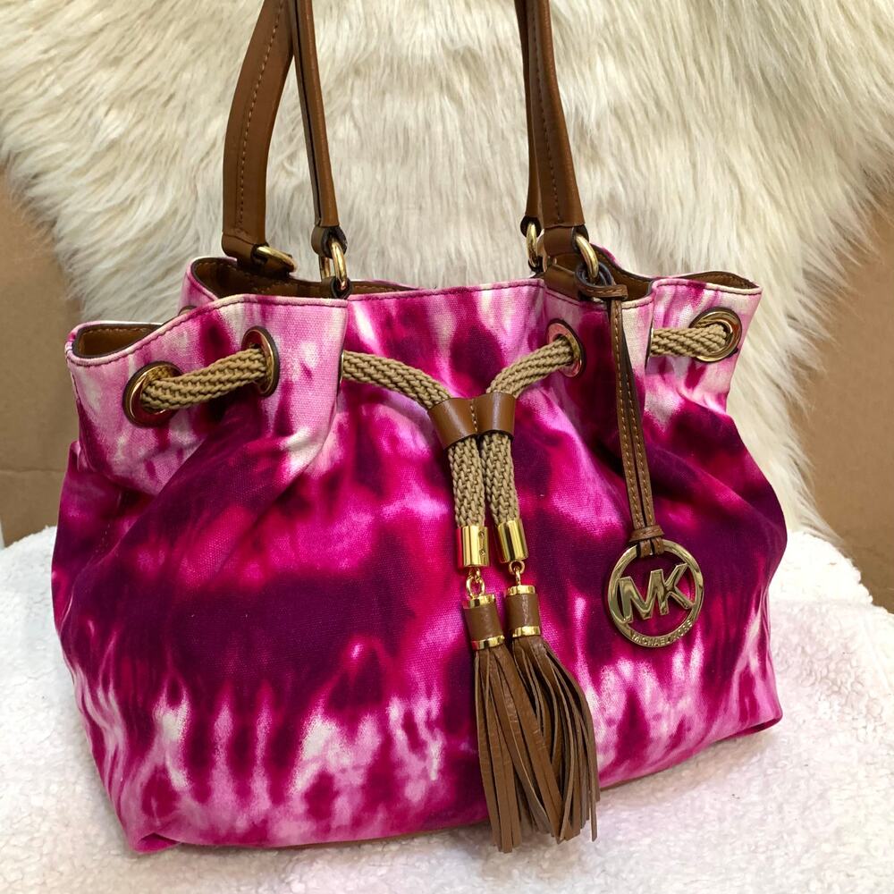 MICHAEL KORS MARINA Large Gathered Pink Tie-Dyed Canvas Drawstring Tassel Tote - Picture 14 of 15
